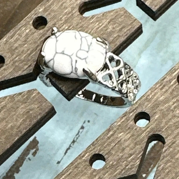 Howlite silver victorian gem ring/ patience and tenderness - Picture 1 of 10
